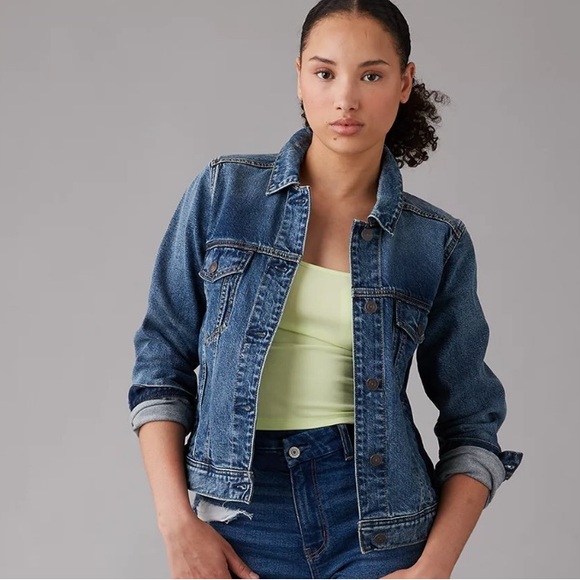 American Eagle Sz M Denim Jean Jacket - Picture 5 of 10